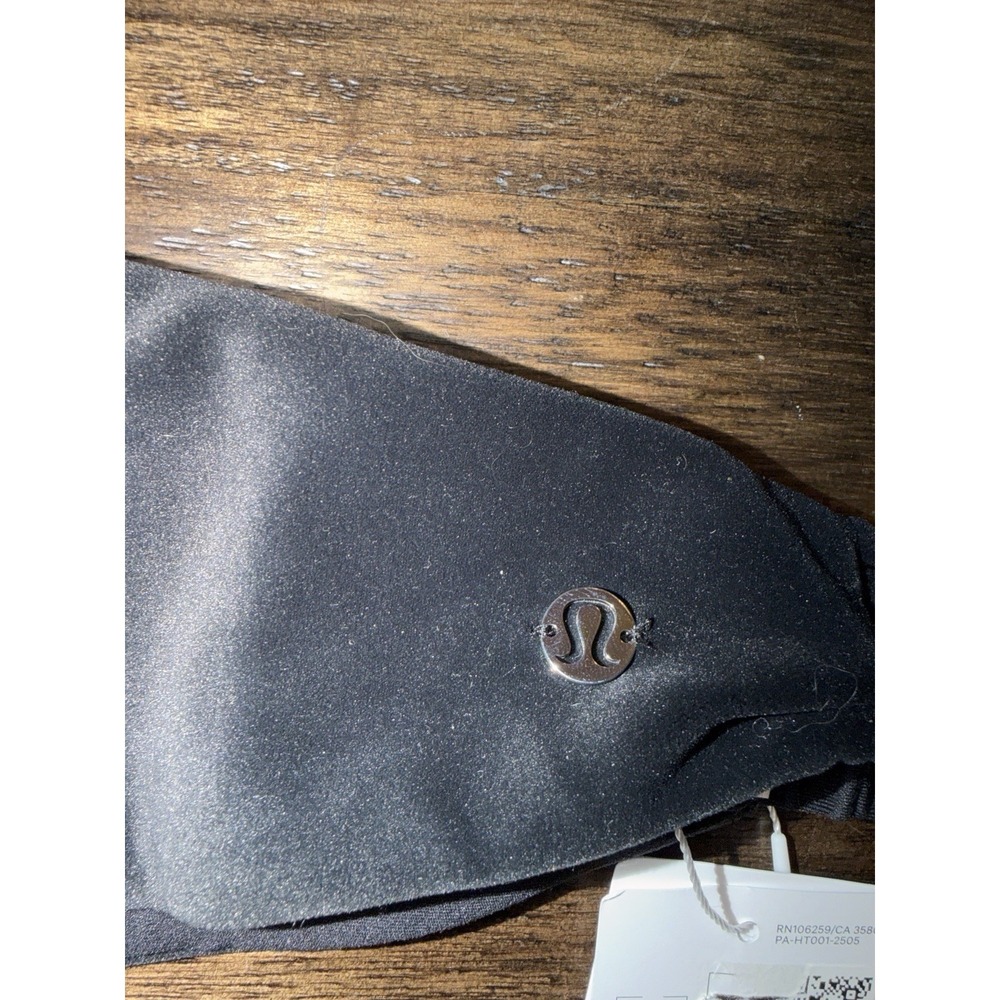 Lululemon Velour Headband Hair Band Cardio Cross Trainer Logo NEW NWT Black - Picture 2 of 6